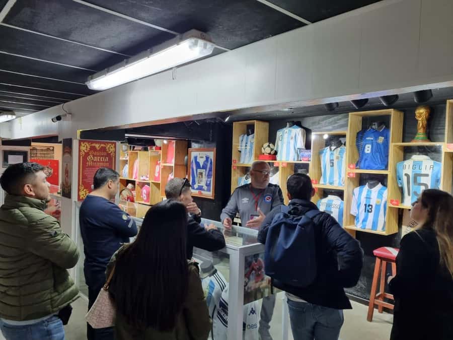 AllMaradona Buenos Aires: Maradona House Museum and Stadium - Who this tour is best for