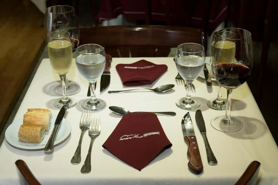 BA: Tango Show and Optional Dinner at Esquina Homero Manzi - Drinks included: what you get during the show