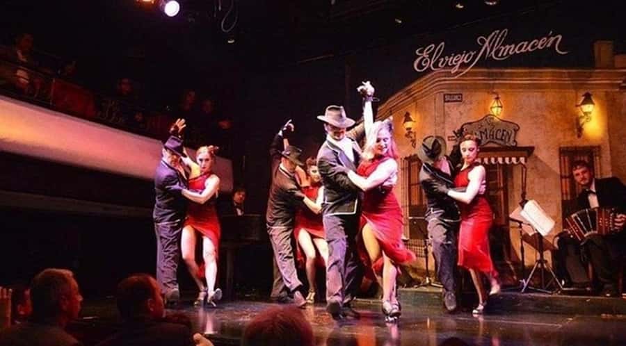 Buenos Aires: El Viejo Almacen Tango Show & optional Dinner - El Viejo Almacén Tango Show in San Telmo: the room does half the work