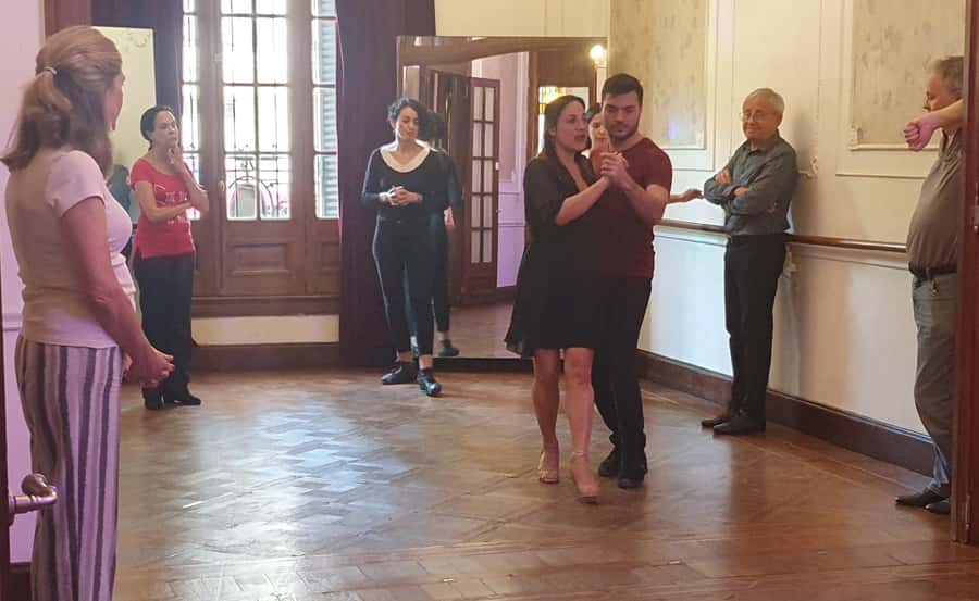 Buenos Aires: Group tango class with mate and snacks - The 1-Hour Practice Hour: Turn Steps Into Muscle Memory