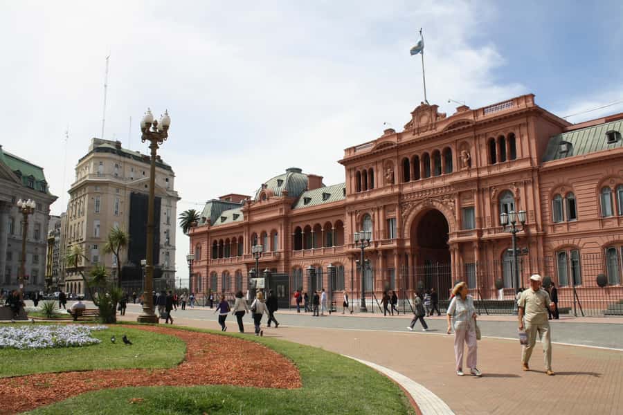 Buenos Aires: Half-Day City Tour and Boat Ride - Recoleta, Palermo, and Avenida 9 de Julio: the quick orientation drive