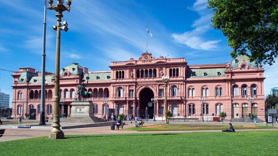 Buenos Aires: Half-Day Sightseeing Tour with 2 Stops - Who this tour suits best