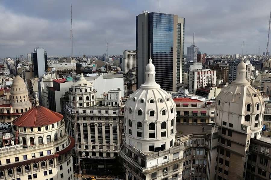 Buenos Aires : Highlights Walking Tour With A Guide - What the Private, Exclusive Format Changes for You