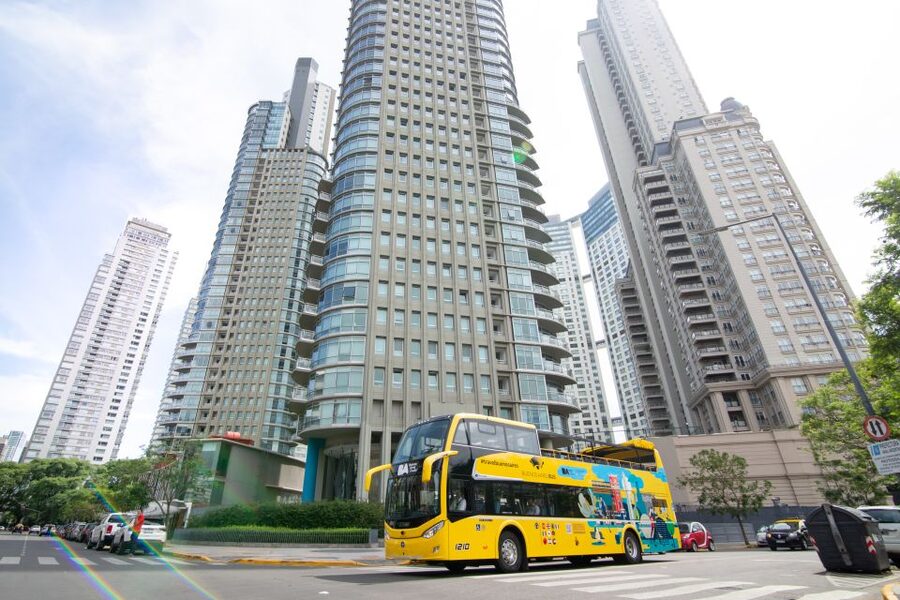 Buenos Aires Hop-On Hop-Off Bus and Exclusive Benefits - When this bus is a great idea, and when you should reconsider