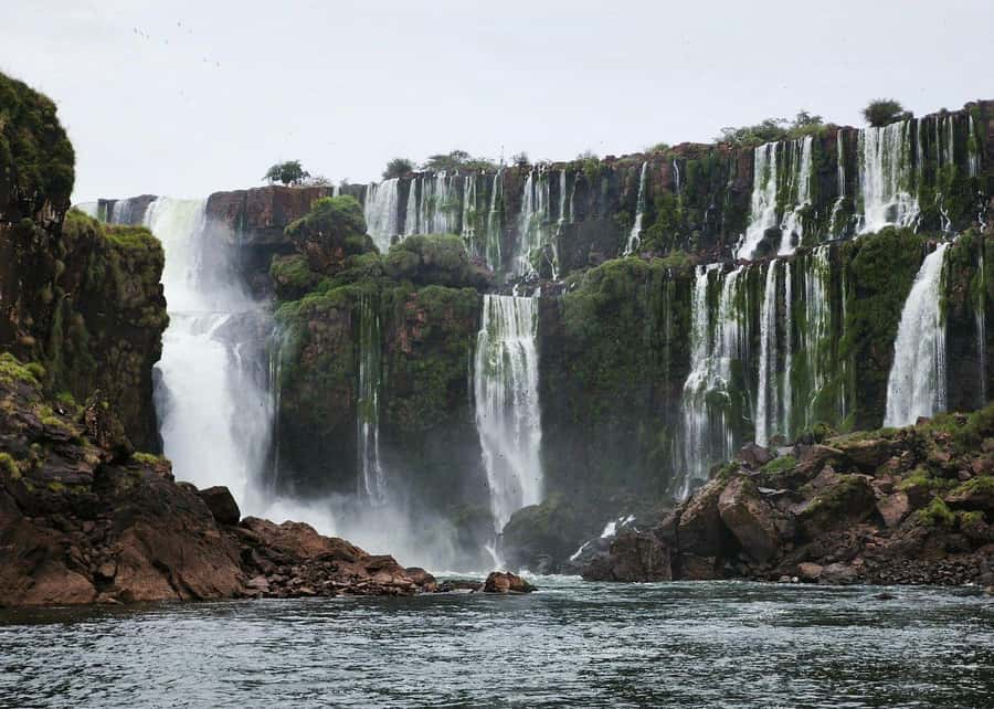 Buenos Aires: Iguazú Falls with Boat Ride & Optional Flight - Why flying makes this Iguazú day trip actually work
