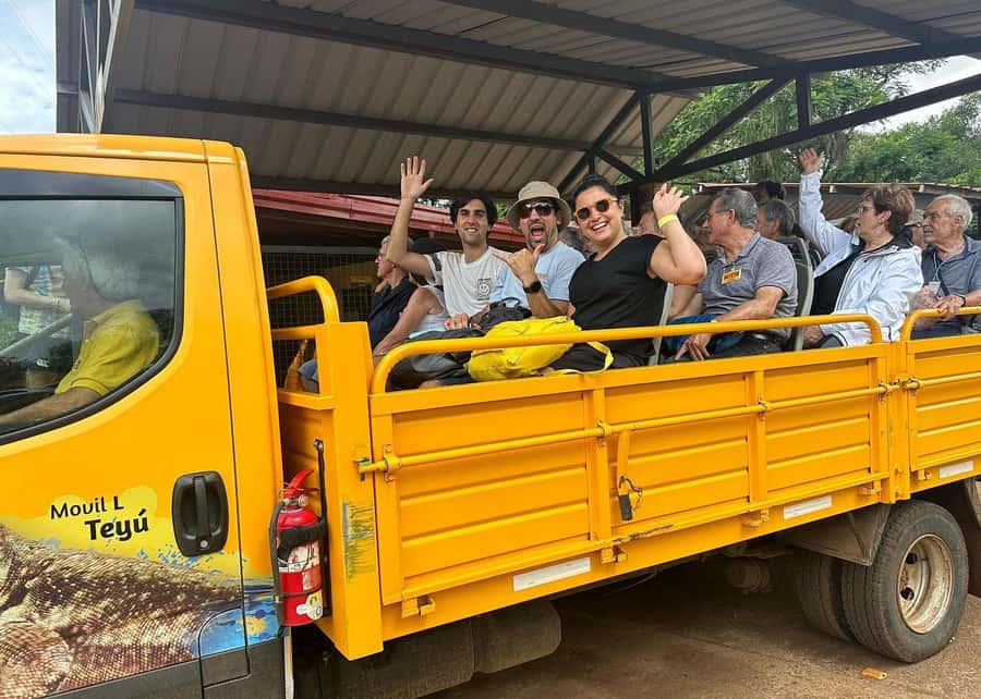 Buenos Aires: Iguazú Falls with Boat Ride & Optional Flight - Lunch, pacing, and the small-group feel
