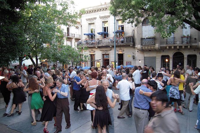 Buenos Aires in One Day Private Walking Tour - Retiro monuments and the British fingerprints you would miss
