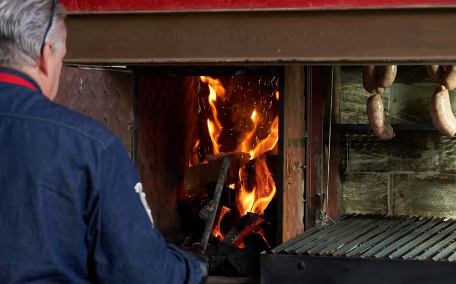 Buenos Aires: Join a Local Family for an Argentine Barbecue - Marcelo’s parrilla setup: raw to cooked, in your line of sight