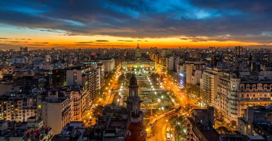 Buenos Aires: Palacio Barolo Guided Night Tour with Wine - Where the Art and City Story Meet