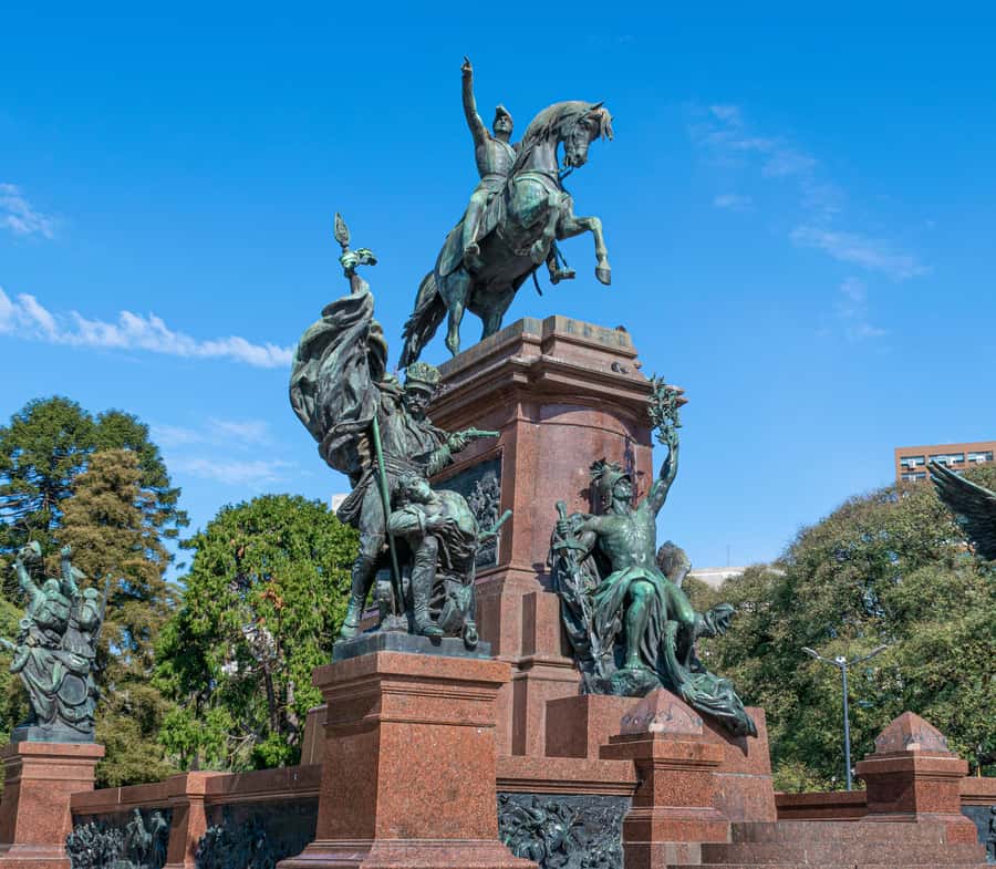 Buenos Aires: Recoleta and Retiro Tip Based Walking Tour - Starting at Teatro Colón, then orienting yourself fast