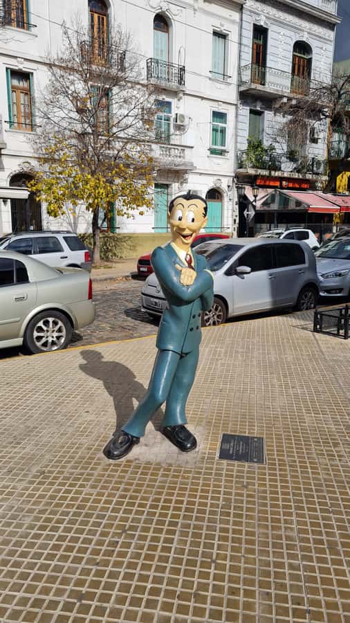 Buenos Aires: San Telmo, History, Bars, and Tango! - Otto Wulff and the first wave of photo stops