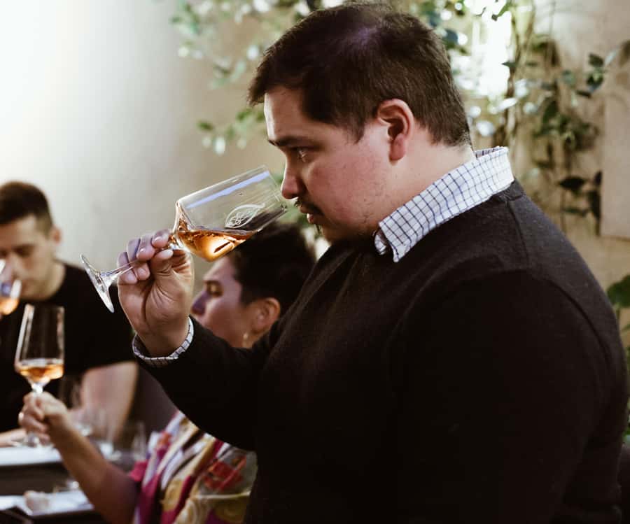 Buenos Aires: Small-Group Wine Tasting - Appetizers and small bites: more than filler for the flight