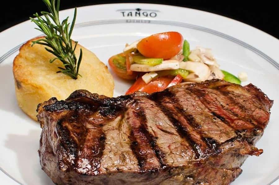 Buenos Aires: Tango Porteño Show Ticket with Dinner Option - Unlimited drinks: value you can actually use during the show
