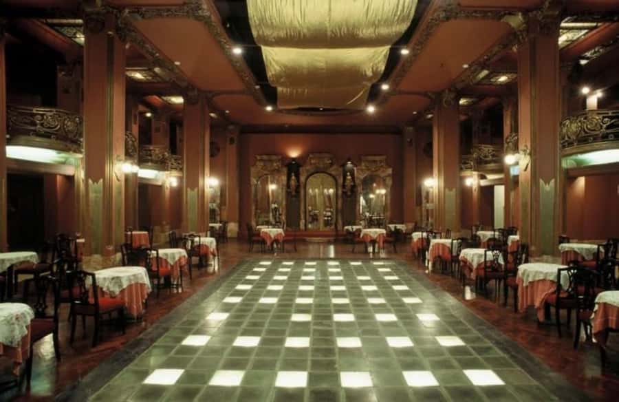 Buenos Aires Tango Show and Dinner at Piazzolla Tango - The tango show: musicians, singers, and the dance troupe on stage