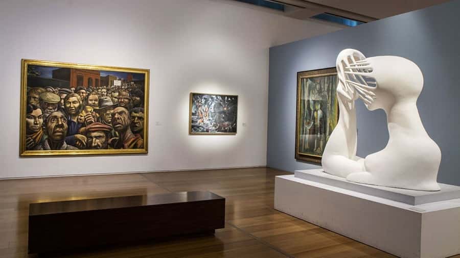Buenos Aires: Walking City Tour with Colón Theater & Museums - MALBA in Palermo: Latin American art, with enough time to slow down