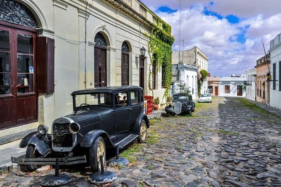 Colonia del Sacramento: Small-Group Day Trip - Colonia del Sacramento in one day, without the stress