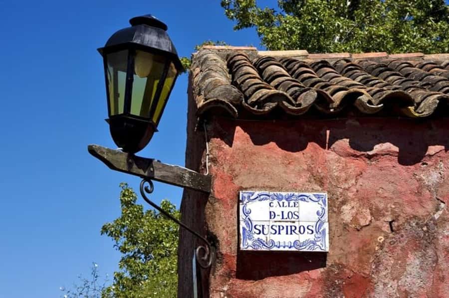 Colonia del Sacramento: Small-Group Day Trip - Basilica del Santísimo Sacramento: a guided stop you’ll remember