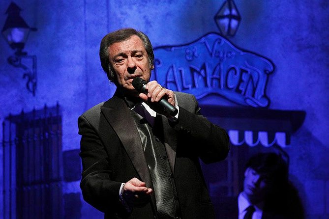 El Viejo Almacen Tango Show with Optional Dinner - The Tango Show Inside the Small Theater: Movie First, Then Pro Performers