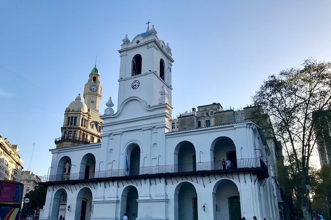 Full Day Private Walking Tour of Buenos Aires Neighborhoods - Obelisco and the Teatro Colón zone: Buenos Aires takes center stage