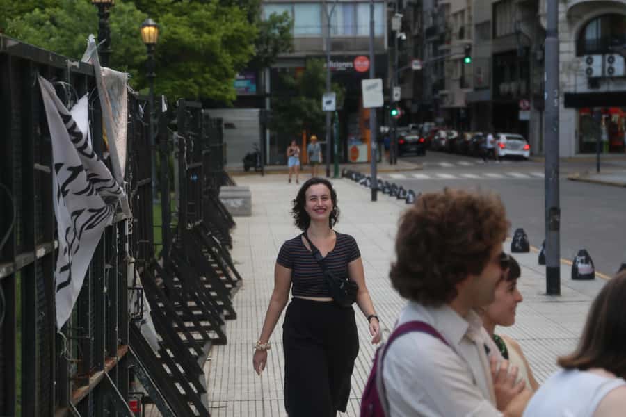 Nazis in Buenos Aires: a historical walking tour - Timing, Pace, and What to Bring So You Enjoy It