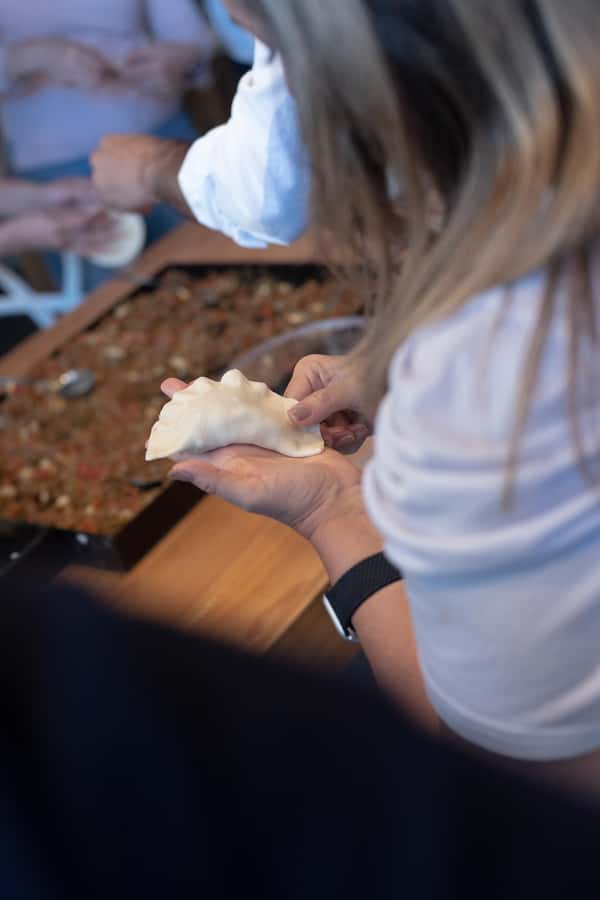 Premium Empanadas Cooking Class & Wine Tasting Experience - Wine tasting in Argentina, built around three grapes