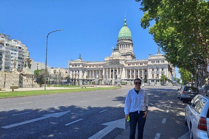 Private City Tour in Car of Buenos Aires with a Local Guide - El Ateneo Grand Splendid: from theatre to bookstore, with real architectural soul