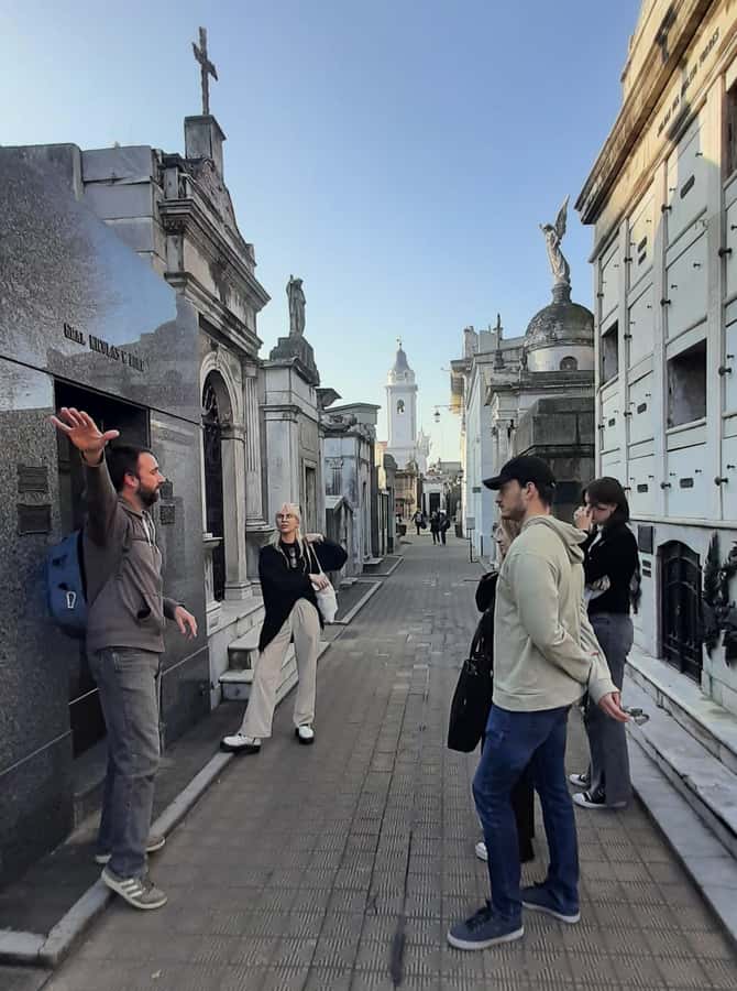 Recoleta Cemetery - Small Group Tour of History & Secrets - Evita Perón’s mausoleum: the highlight you should actually know how to view