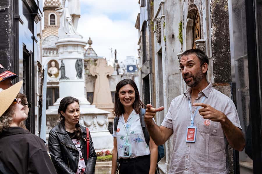 Recoleta Cemetery - Small Group Tour of History & Secrets - Spotting European influence in the mausoleums without needing an art degree