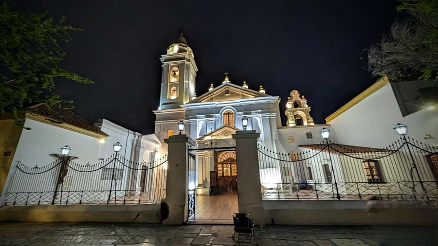 Recoleta Walking Tour and Live Jazz Show - Quick planning tips so your night goes smoothly