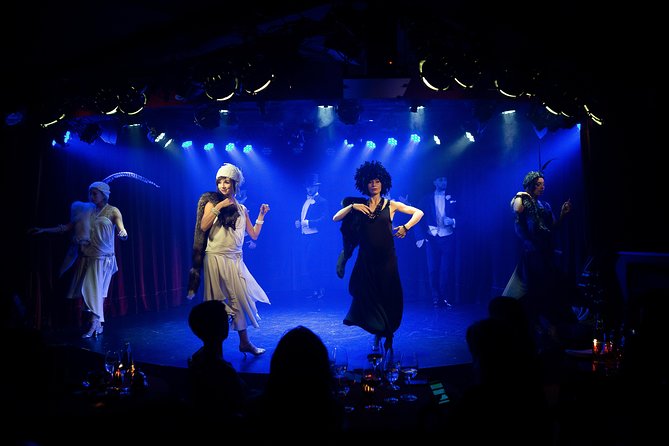 Rojo Tango Show: Skip the Line Ticket including Private Transfer - The service style: English-speaking staff and a room built for attention