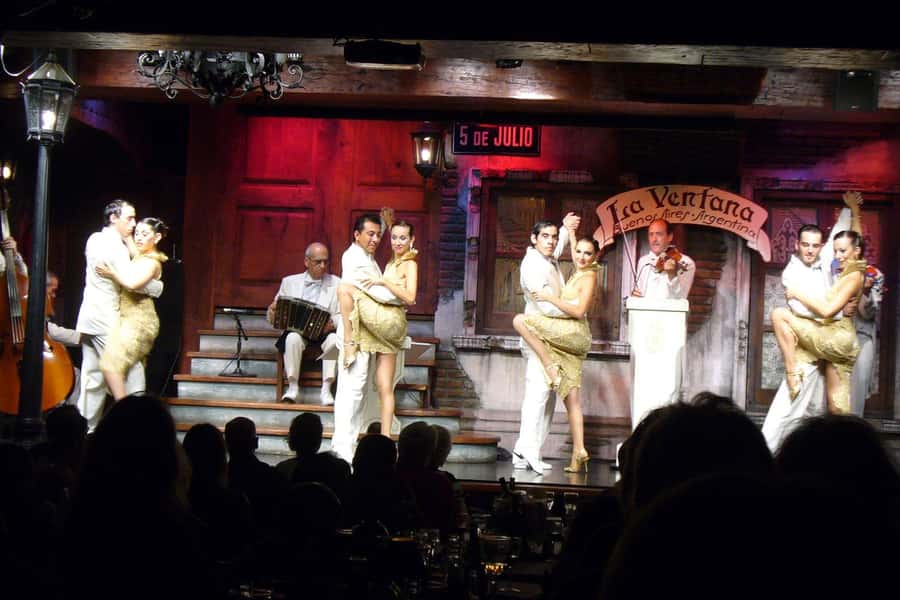 Tango show in La Ventana with optional Dinner - Who This Tango Night Fits Best