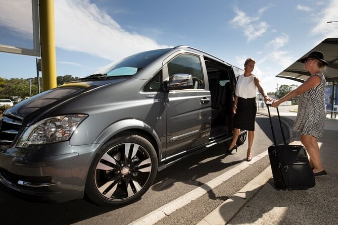 Transfer Buenos Aires Downtown Hotel to Domestic (AEP) or Cruise Terminal - Driver Language, Meeting Up, and Luggage Rules That Keep You Moving