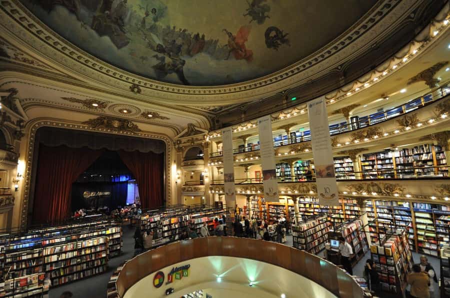 Walking Tour: Buenos Aires bookstores - Ávila Bookstore: a guided visit that feels like a timeline