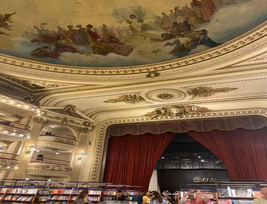 Walking Tour: Buenos Aires bookstores - El Túnel de Buenos Aires: second-hand books and the fun of not knowing